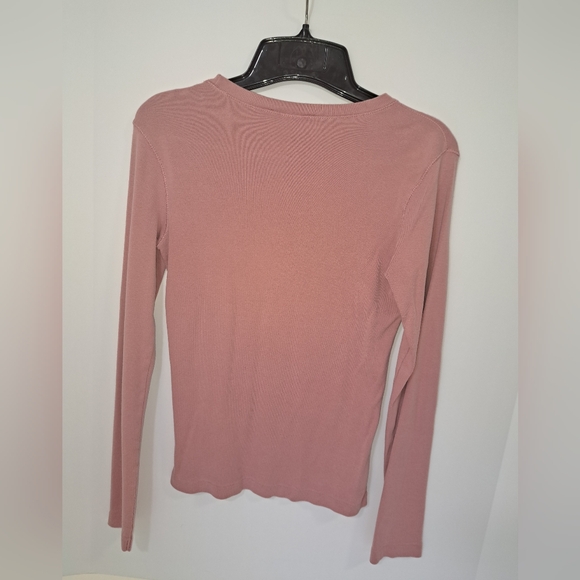 Ralph Lauren Sport Women's Size Small Pink Long Sleeve Tee Shirt - Picture 2 of 5
